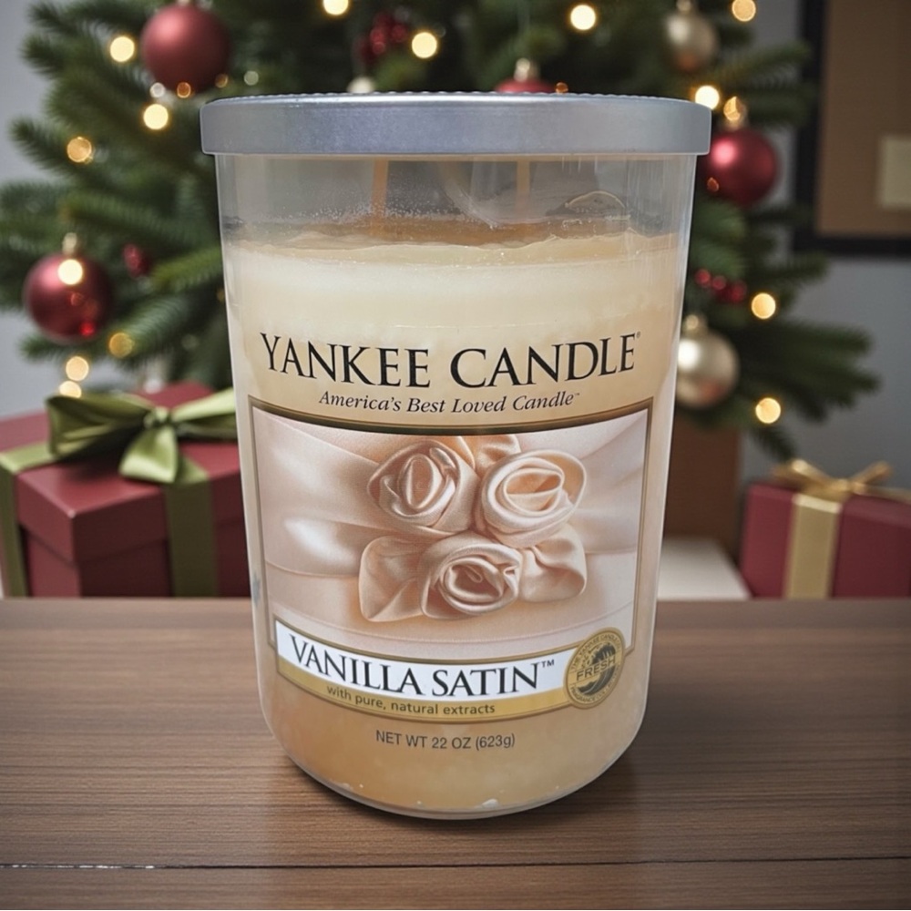 Rare Yankee Candle Vanilla Satin Large Tumbler 2-wick 22oz New Unlit Retired